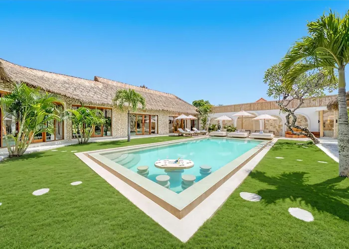 El Gaucho: Brand New 9bdr Prime Location Villa