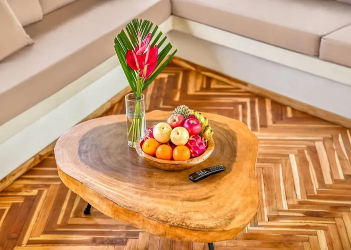 El Gaucho: Brand New 9bdr Prime Location Villa Seminyak