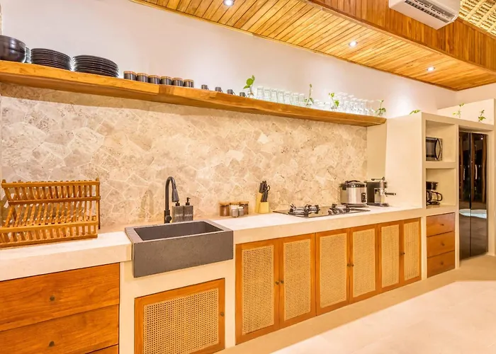 El Gaucho: Brand New 9bdr Prime Location * Seminyak (Bali)