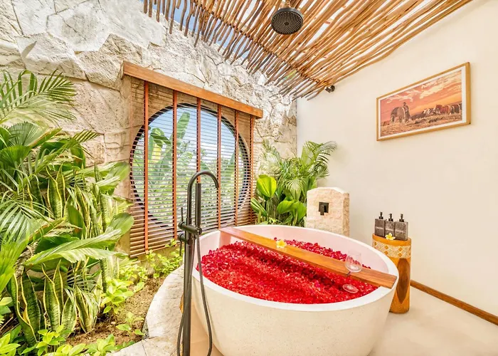 Villa El Gaucho: Brand New 9bdr Prime Location Seminyak