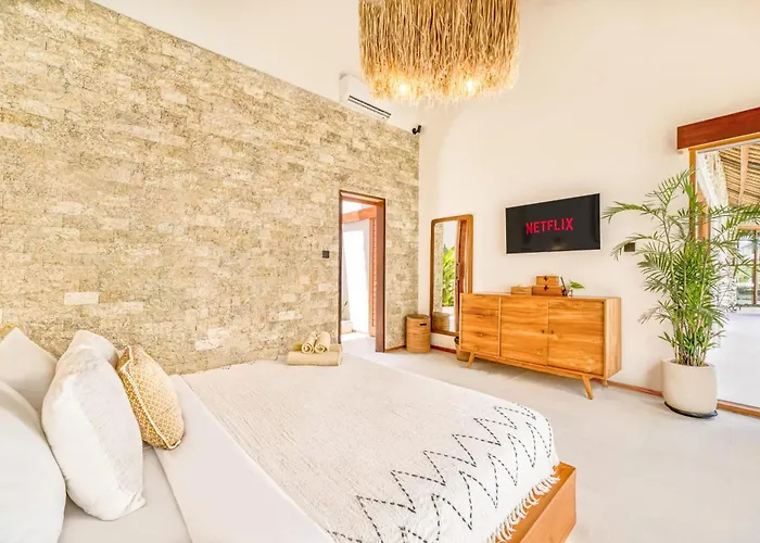 El Gaucho: Brand New 9bdr Prime Location Villa Seminyak